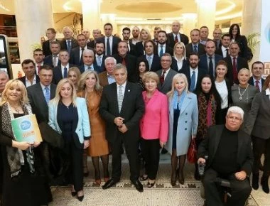 Ο Γιώργος Πατούλης παρουσίασε 54 περιφερειακούς σύμβουλους - Όλα τα ονόματα